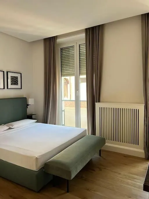 Piazza Affari - Duomo Apartment Milan Italy